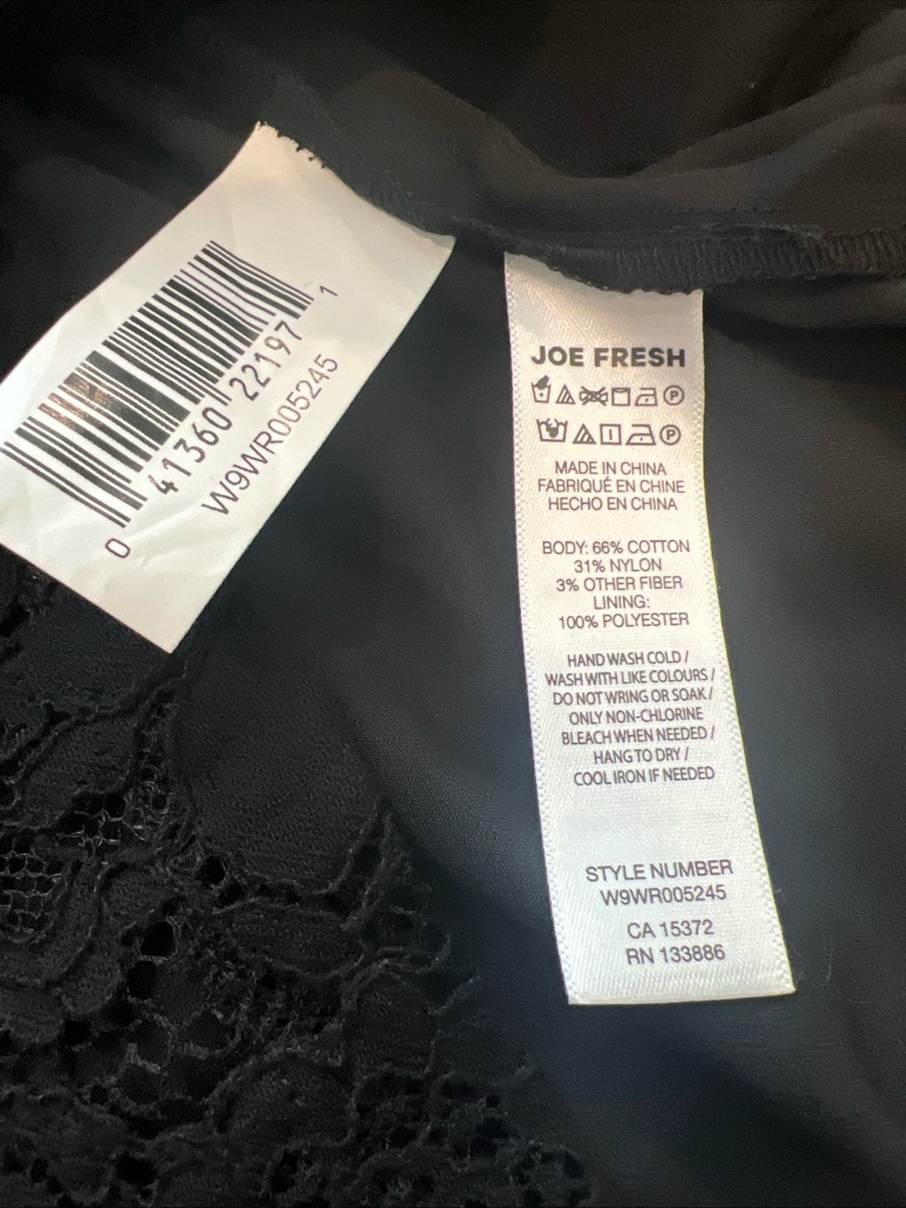 Joe Fresh Black Floral Lace Mockneck Blouse with Lining Size XS - Picture 9 of 10